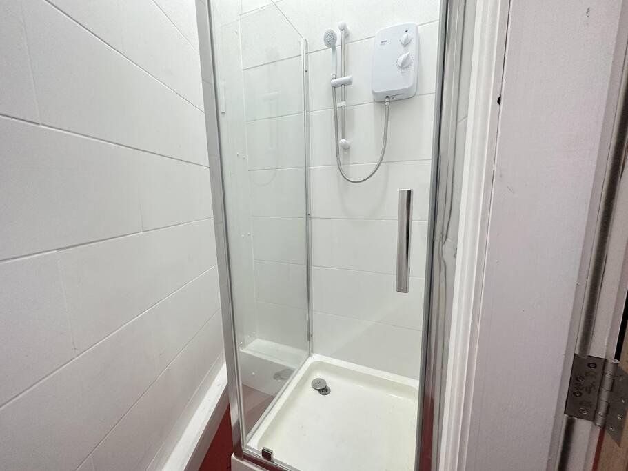 Downtown Dudley Chic - Near Sights Apartamento *